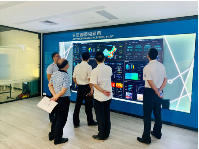 熱烈歡迎寶安區(qū)工信局、科技局領導一行蒞臨普菲特考察指導 熱烈歡迎寶安區(qū)工信局、科技局領導一行蒞臨普菲特考察指導