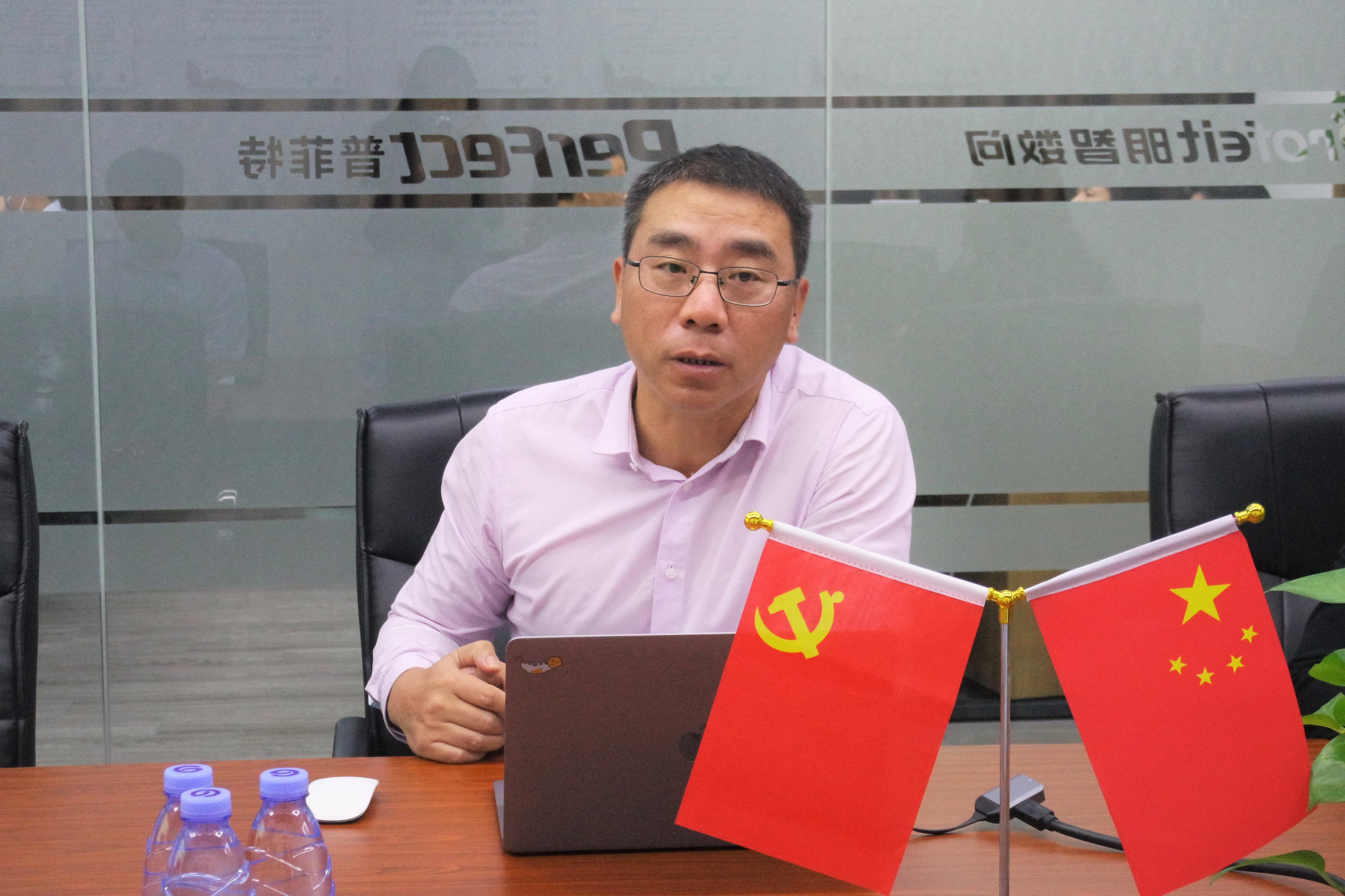 熱烈歡迎市委統(tǒng)戰(zhàn)部領(lǐng)導(dǎo)一行蒞臨普菲特考察指導(dǎo) 熱烈歡迎市委統(tǒng)戰(zhàn)部領(lǐng)導(dǎo)一行蒞臨普菲特考察指導(dǎo)