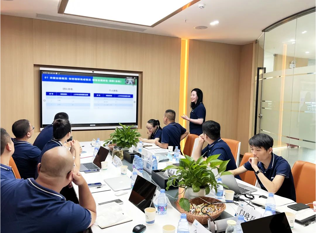 勤思巧干苦攀 風逆我自昂揚|2022普菲特年中總結(jié)大會順利召開 勤思巧干苦攀 風逆我自昂揚|2022普菲特年中總結(jié)大會順利召開